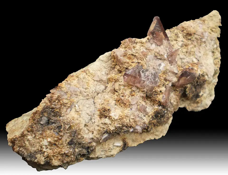 Mineral Q47930