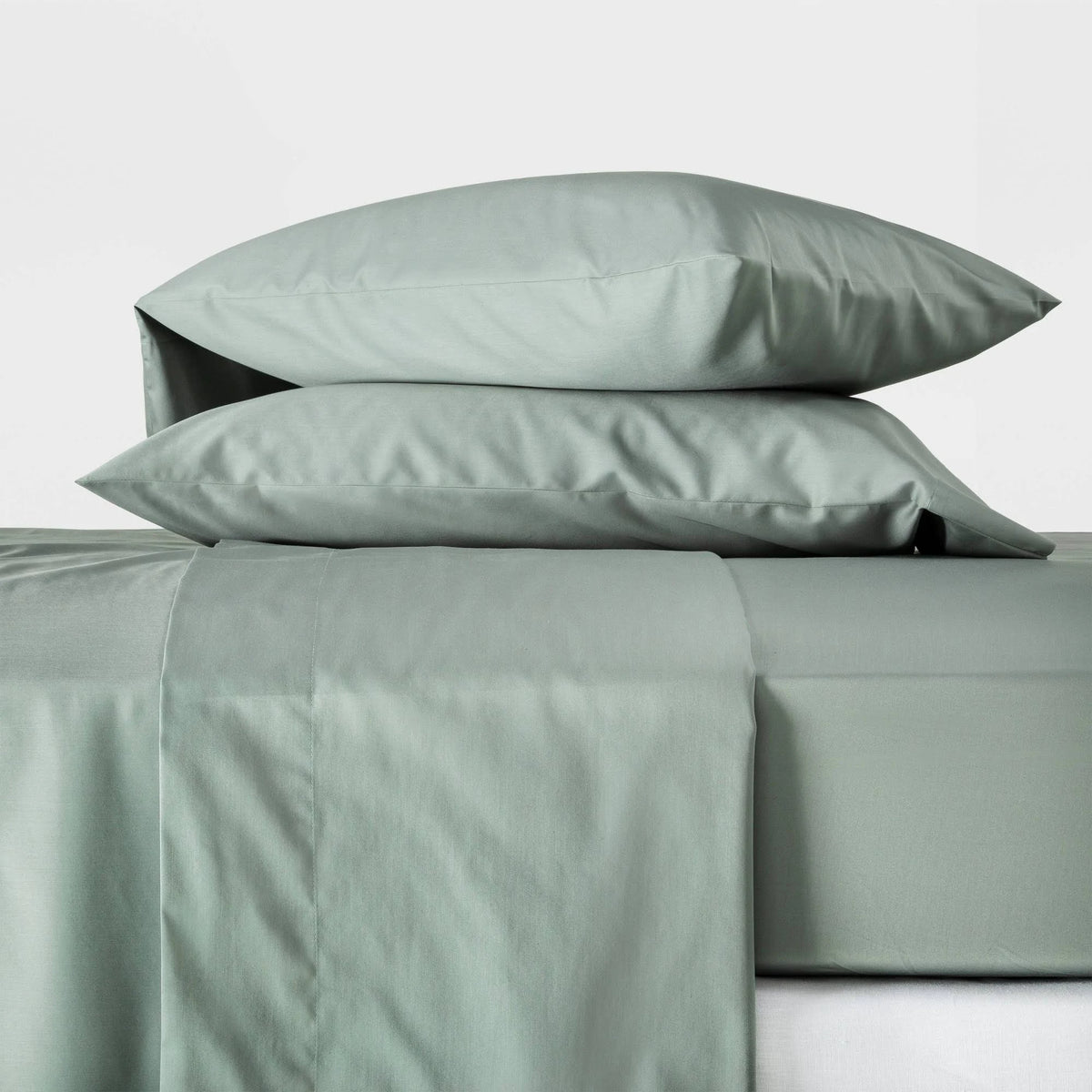 Queen 300 Thread Count Temperature Regulating Sheet Set Sage Green O656