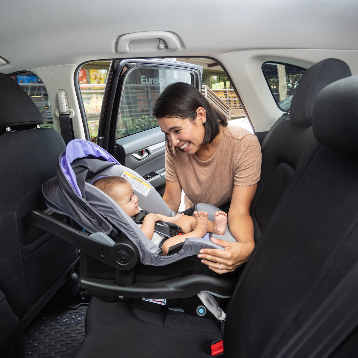 Infant Car Seat P27330