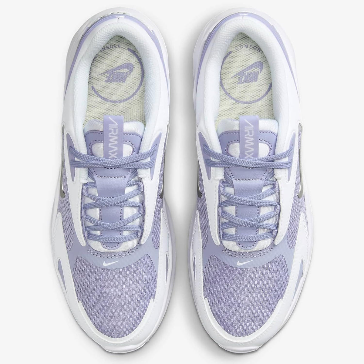 Indigo Haze White Metallic Platinum Women's Shoes Size 9 U252