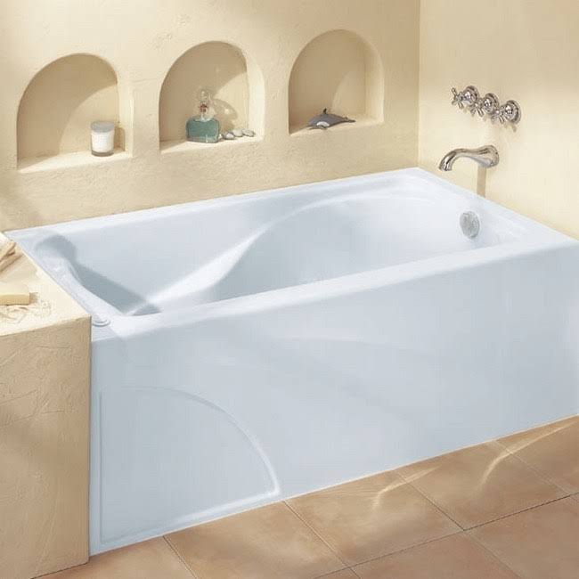 White Soaking Bathtub M1717