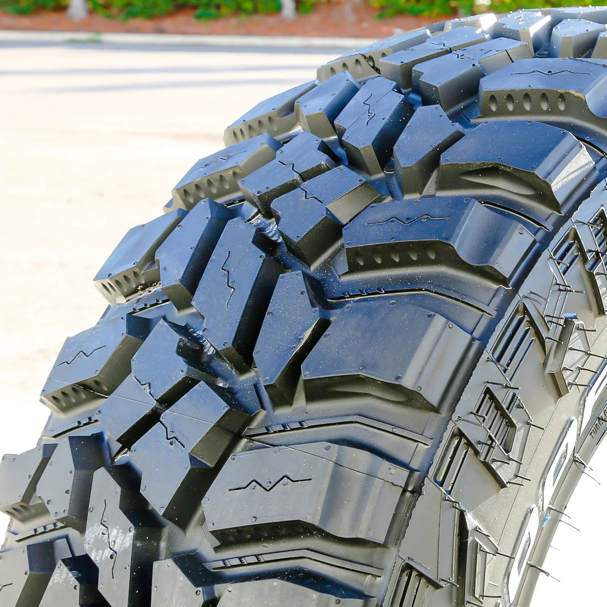 LT30X9.50R15 Mud Terrain Light Truck Tire I3215