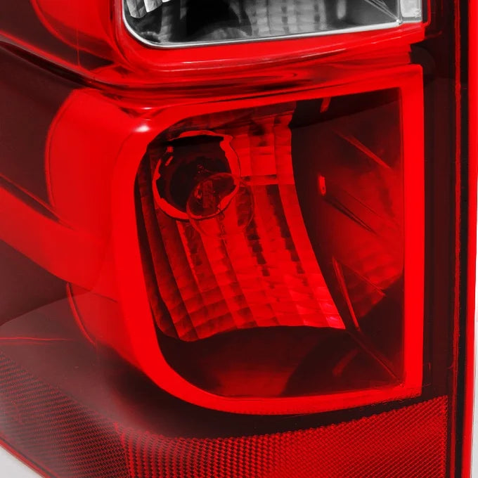 Red Clear Tail Light Passenger Right Side Replacement K18769