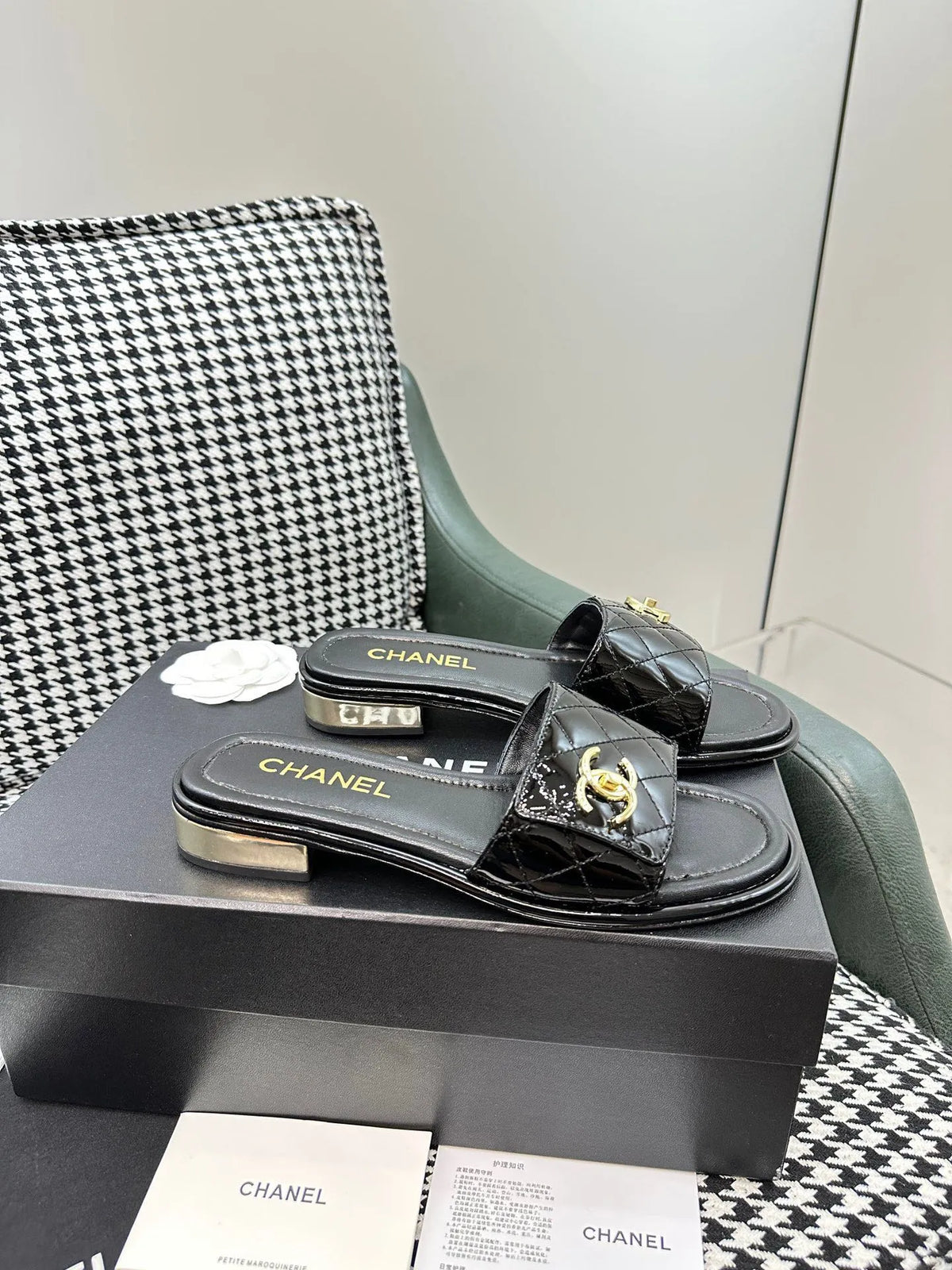women summer shoes F11150
